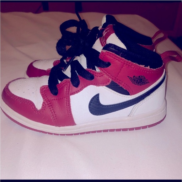 Boys Nike size 10 - Picture 1 of 4